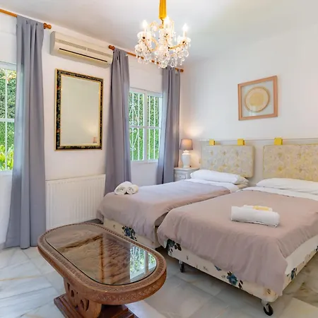 Villa Beautiful La Caracola Marbella