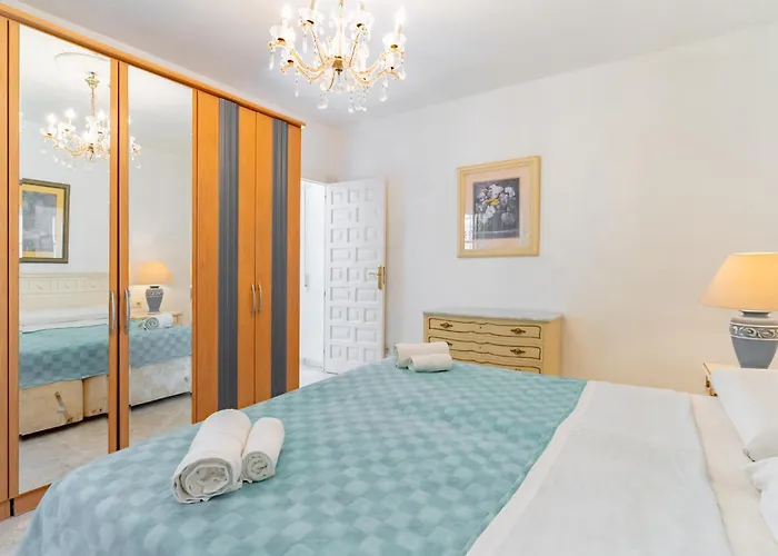 Willa Beautiful La Caracola